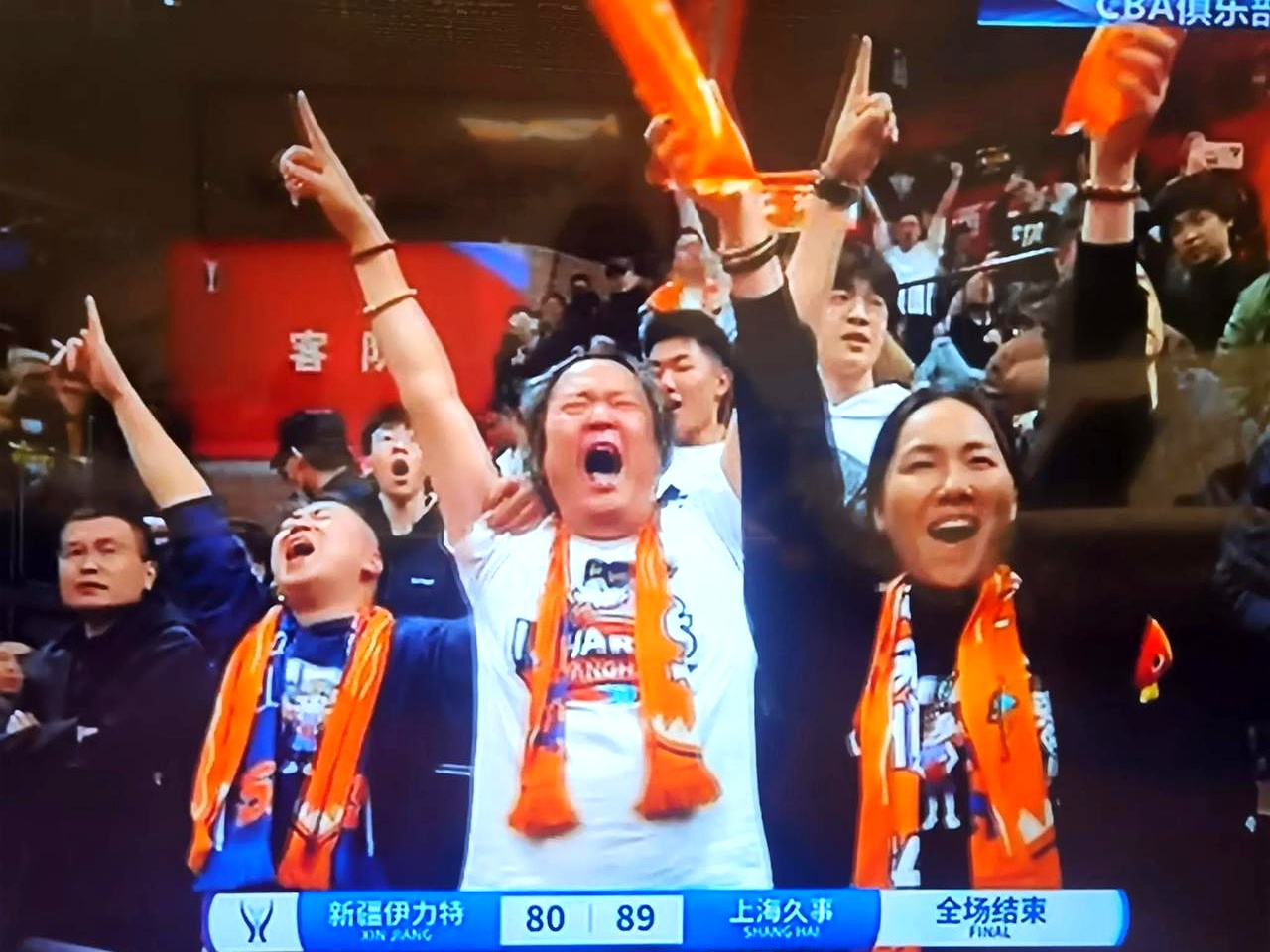 星空-关于夺冠引发热议！，穆古鲁扎在塞尔维亚队比赛中持续失利赛场气氛高涨的信息-星空