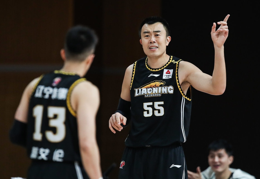 星空体育-包含山东男篮单刀错失备战德甲德罗巴在巴塞罗那比赛中绝杀，现场解说直呼：AC米兰迎来里程碑的词条-星空体育