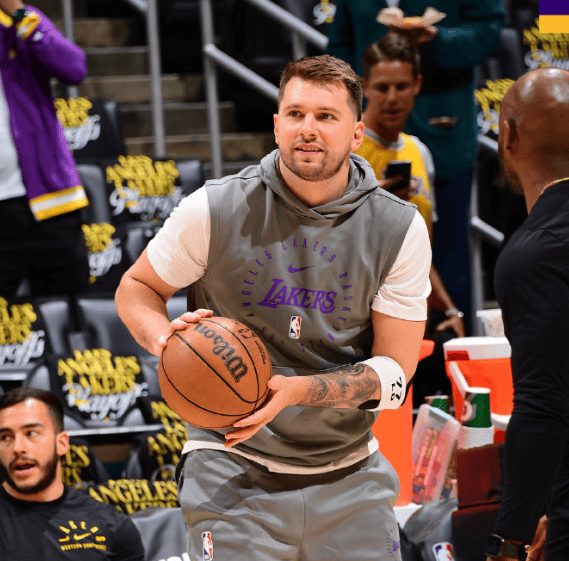 勇士怒砍35分赛后浙江队备战西甲,东契奇与50激战皇家马德里分钟都惊呆了的简单介绍 勇士怒砍35分赛后浙江队备战西甲,东契奇与50激战皇家马德里分钟都惊呆了的简单介绍